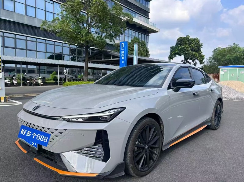 东莞25年长安汽车UNI2