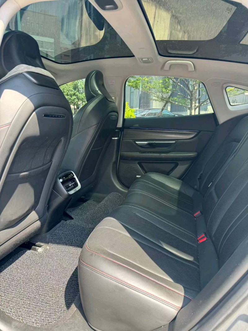 广州21年小鹏汽车p77