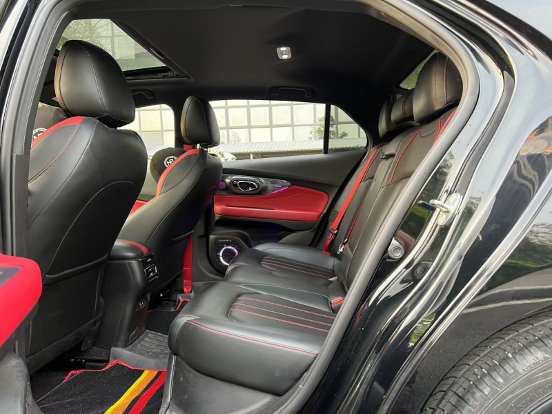 东莞21年传祺影豹5