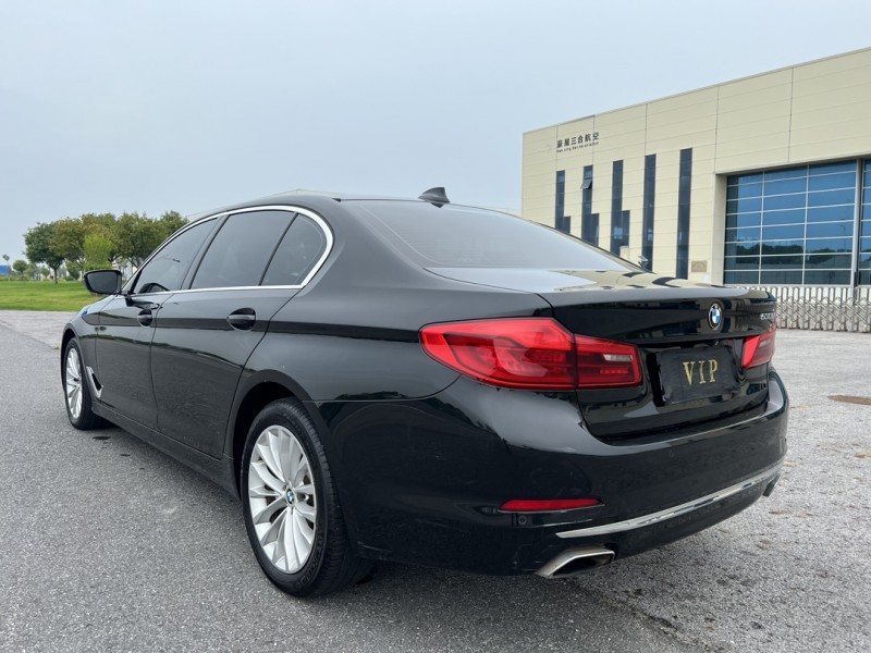 盐城19年宝马5系9