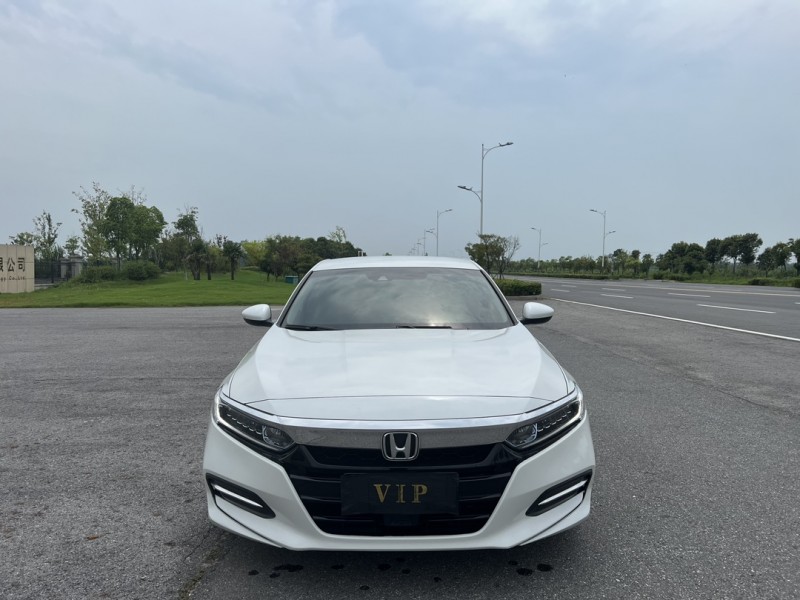 盐城20年本田雅阁1