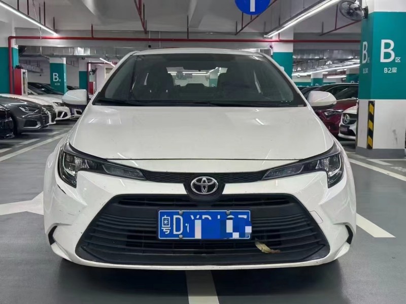 深圳23年丰田雷凌1