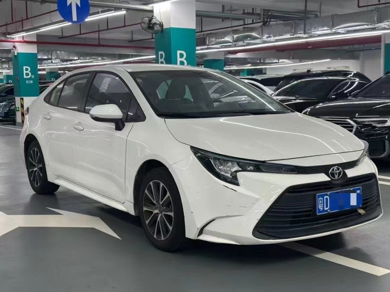 深圳23年丰田雷凌2