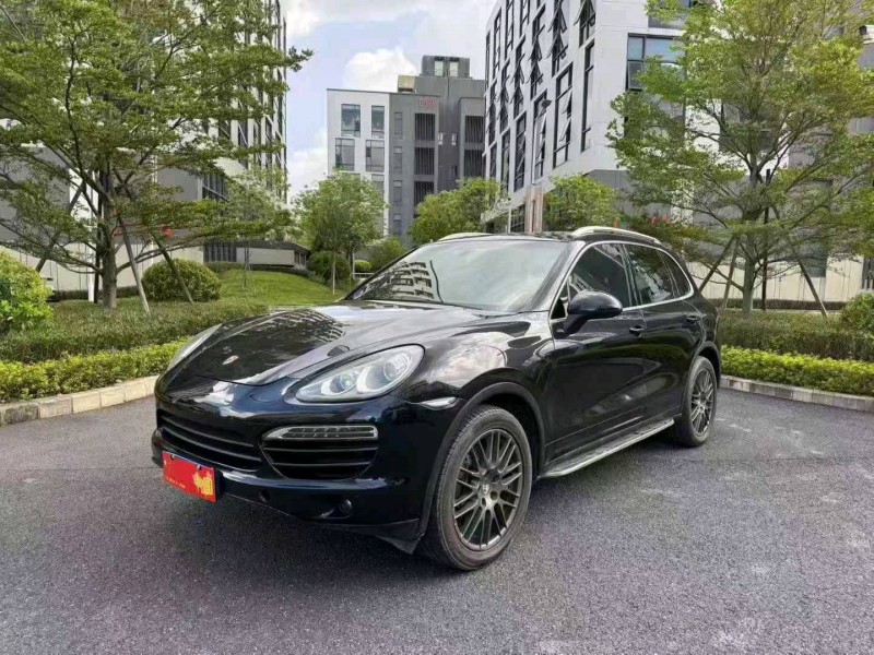 广州13年保时捷卡宴3