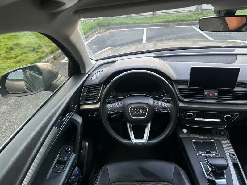 广州19年奥迪Q52