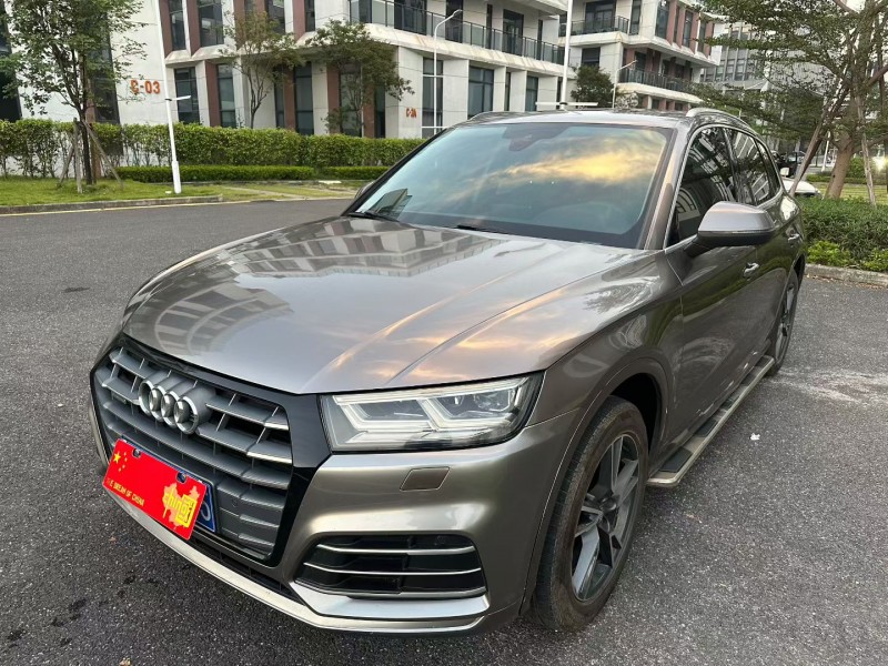 广州19年奥迪Q58