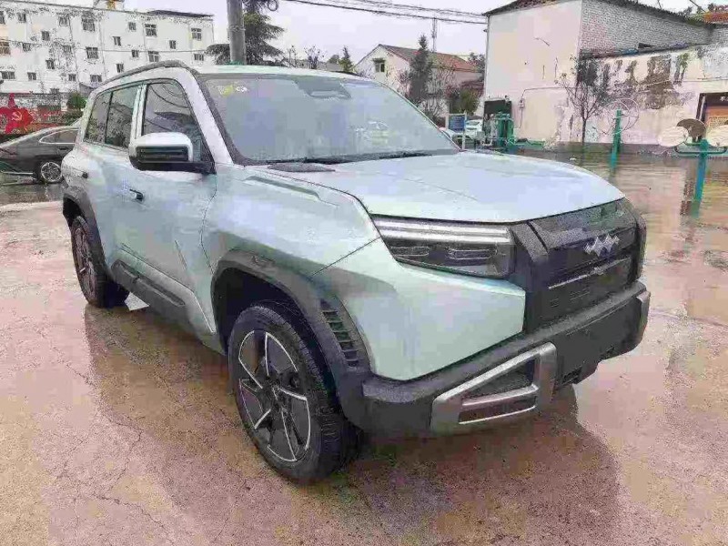 郑州25年比亚迪方程豹2