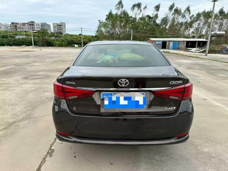 广州15年丰田皇冠9