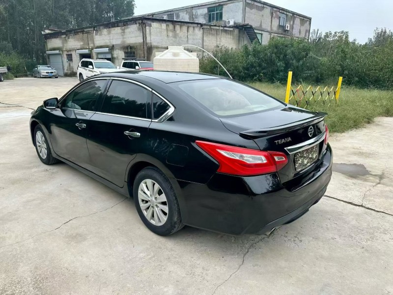 临沂17年日产天籁6