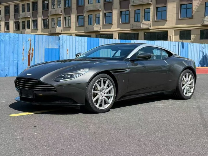 厦门18年阿斯顿·马丁DB118