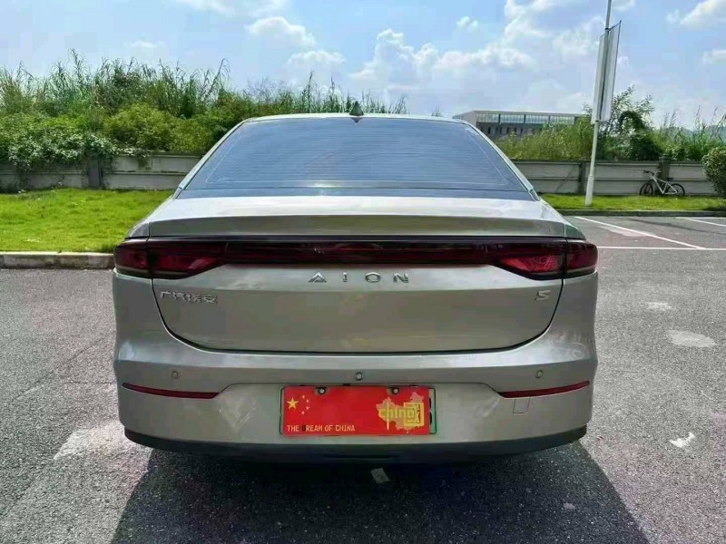 广州23年传祺埃安S9