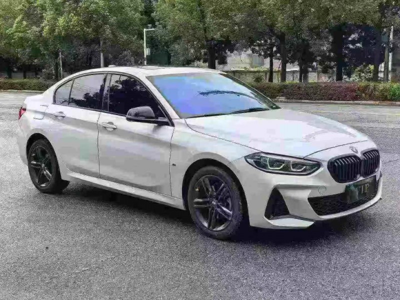 襄阳23年宝马1系2