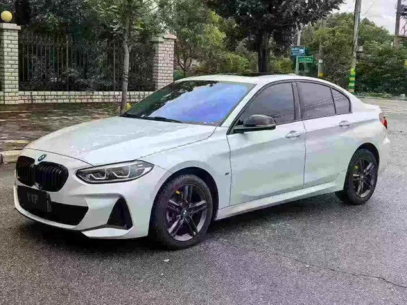 襄阳23年宝马1系3