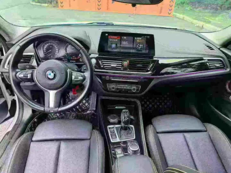 襄阳23年宝马1系7