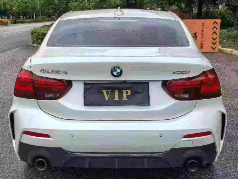 襄阳23年宝马1系9