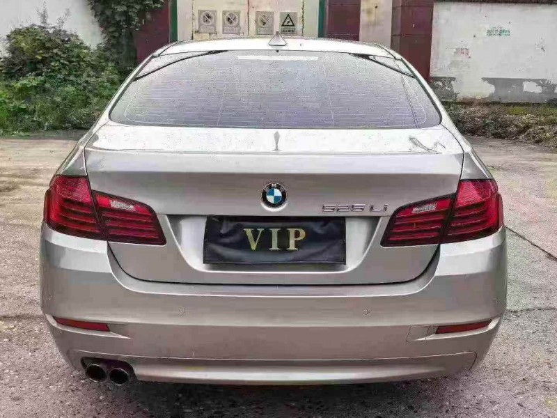 襄阳17年宝马5系9