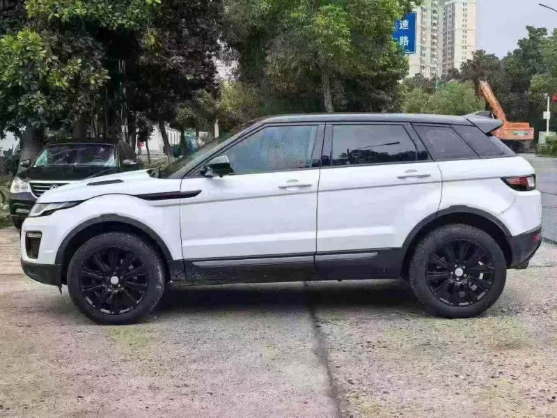 襄阳17年路虎极光4