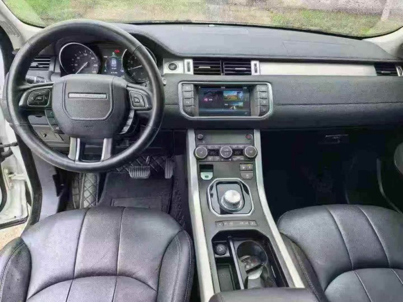 襄阳17年路虎极光8