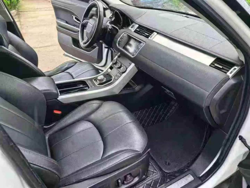 襄阳17年路虎极光9