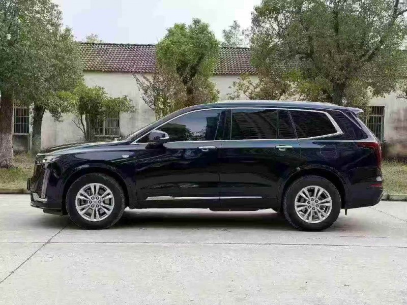 襄阳22年凯迪拉克XT66