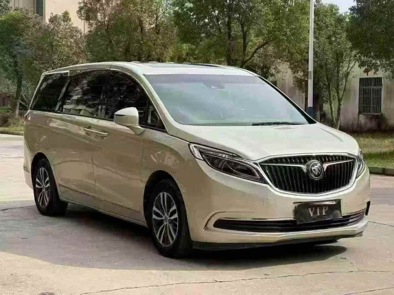 襄阳19年别克GL82