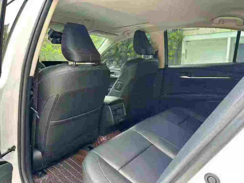 广州24年丰田凯美瑞5