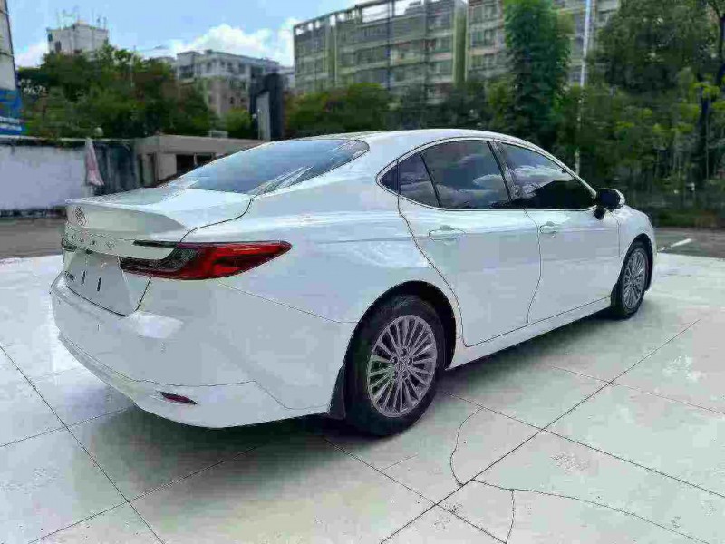 广州24年丰田凯美瑞7