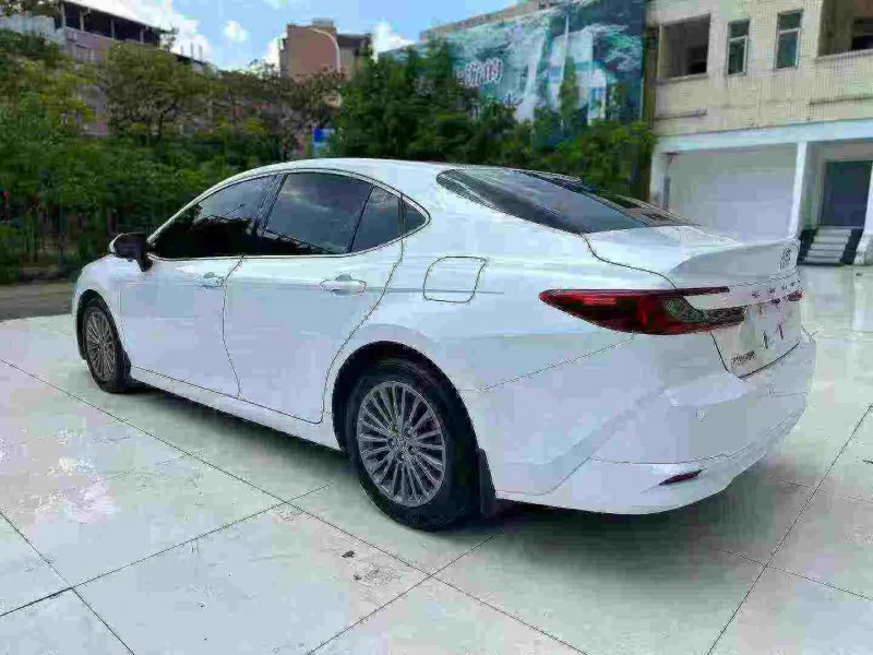 广州24年丰田凯美瑞8