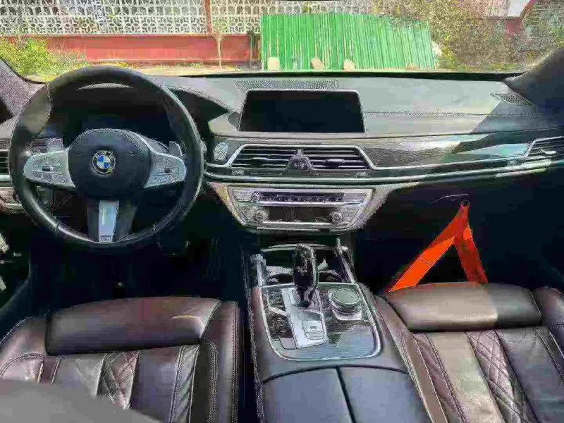 济南19年宝马7系5