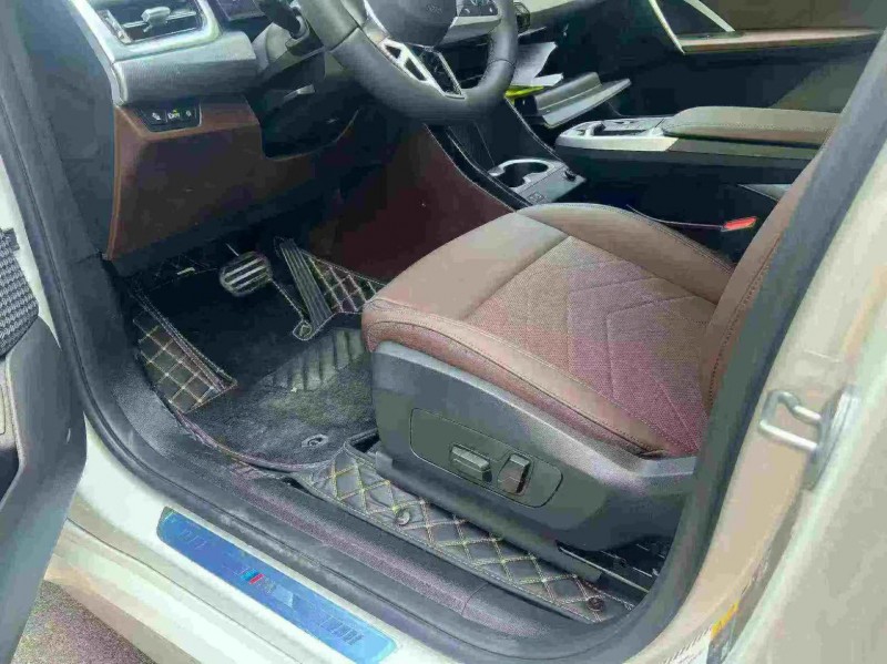 郑州25年宝马ix56