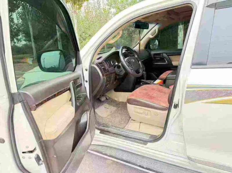 郑州13年丰田兰德酷路泽4