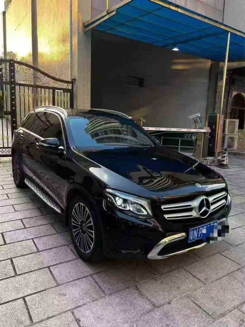 湛江19年奔驰GLC3