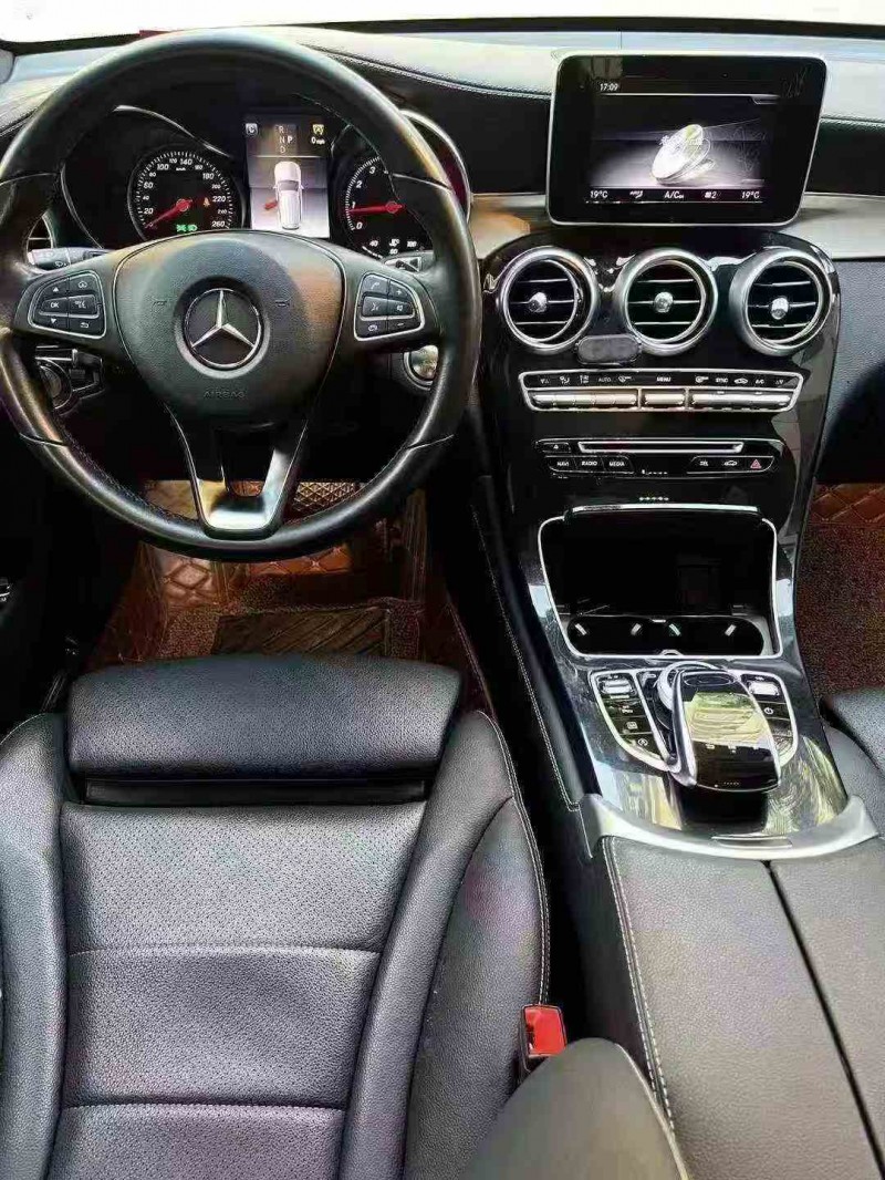 湛江19年奔驰GLC5