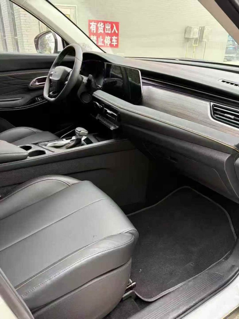 襄阳23年长安汽车欧尚7