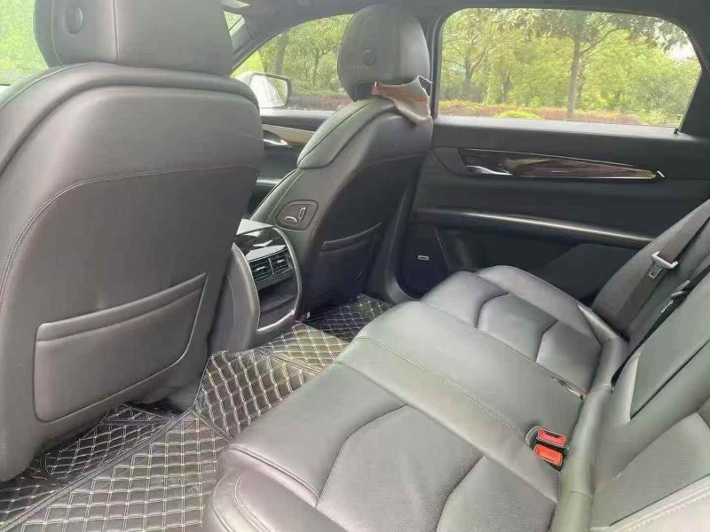 襄阳21年凯迪拉克CT64