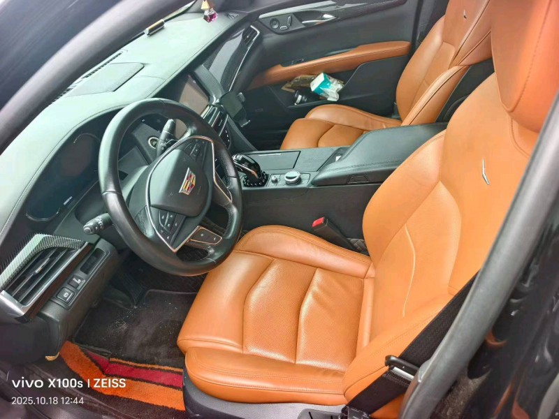 西安20年凯迪拉克CT66