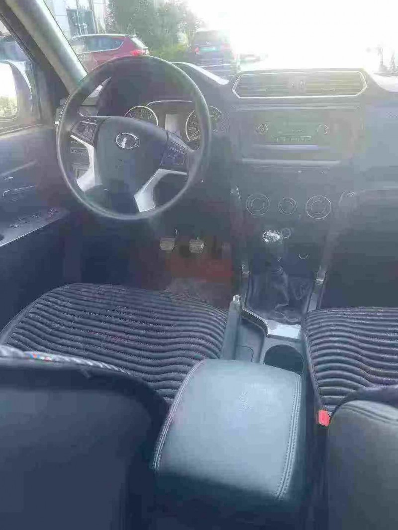 襄阳25年长城汽车风骏6