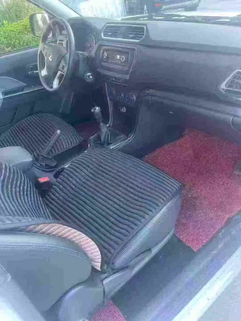 襄阳25年长城汽车风骏8