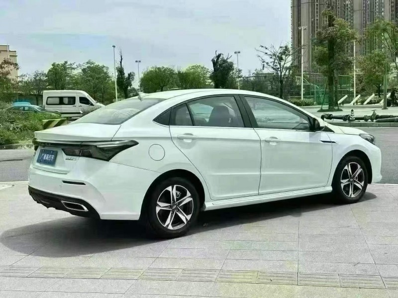 东莞23年奇瑞艾瑞泽8