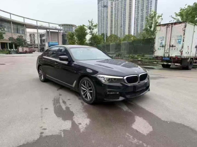 湖州19年宝马5系3