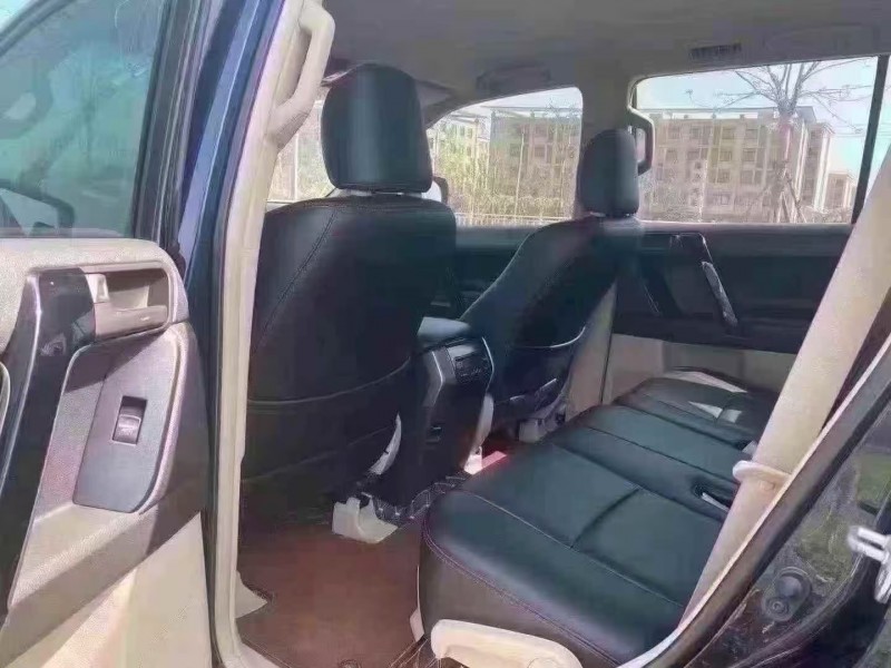 菏泽11年丰田普拉多3