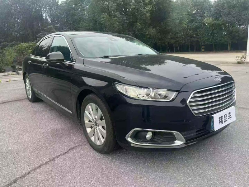 襄阳16年福特金牛座2