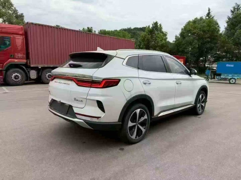 温州23年比亚迪宋9