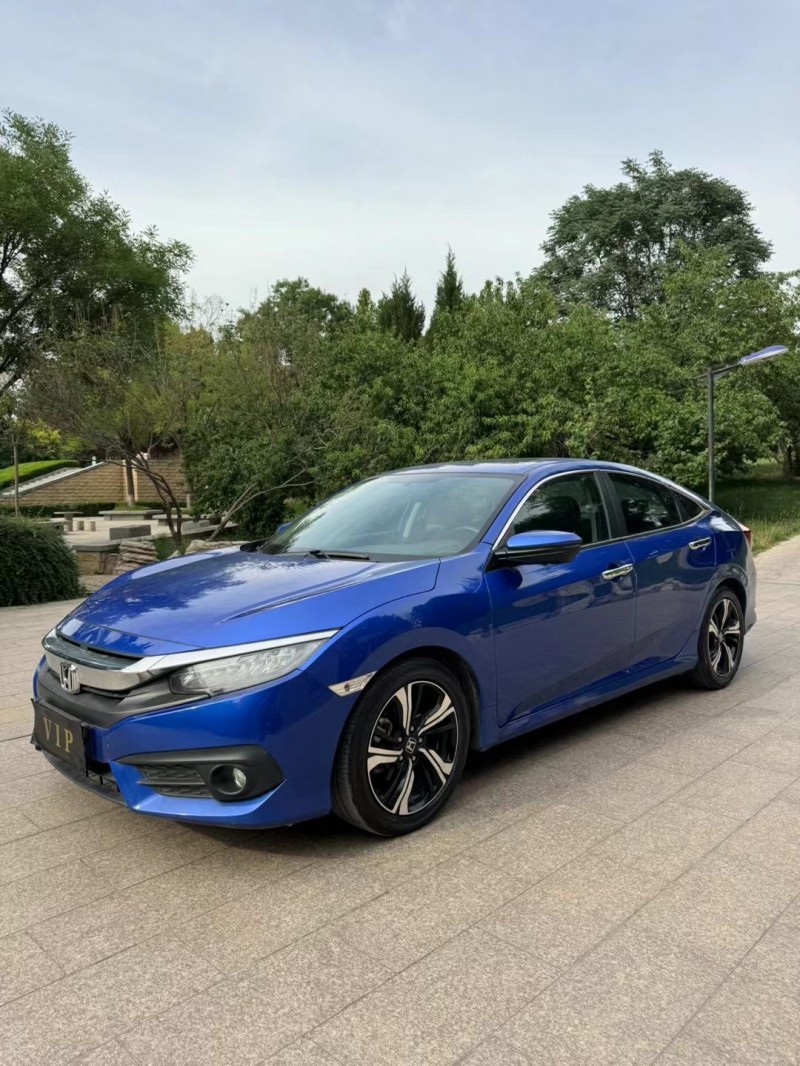 邢台18年本田思域2