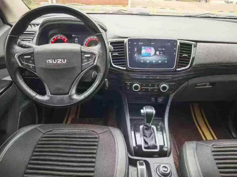 襄阳23年五十铃铃拓8