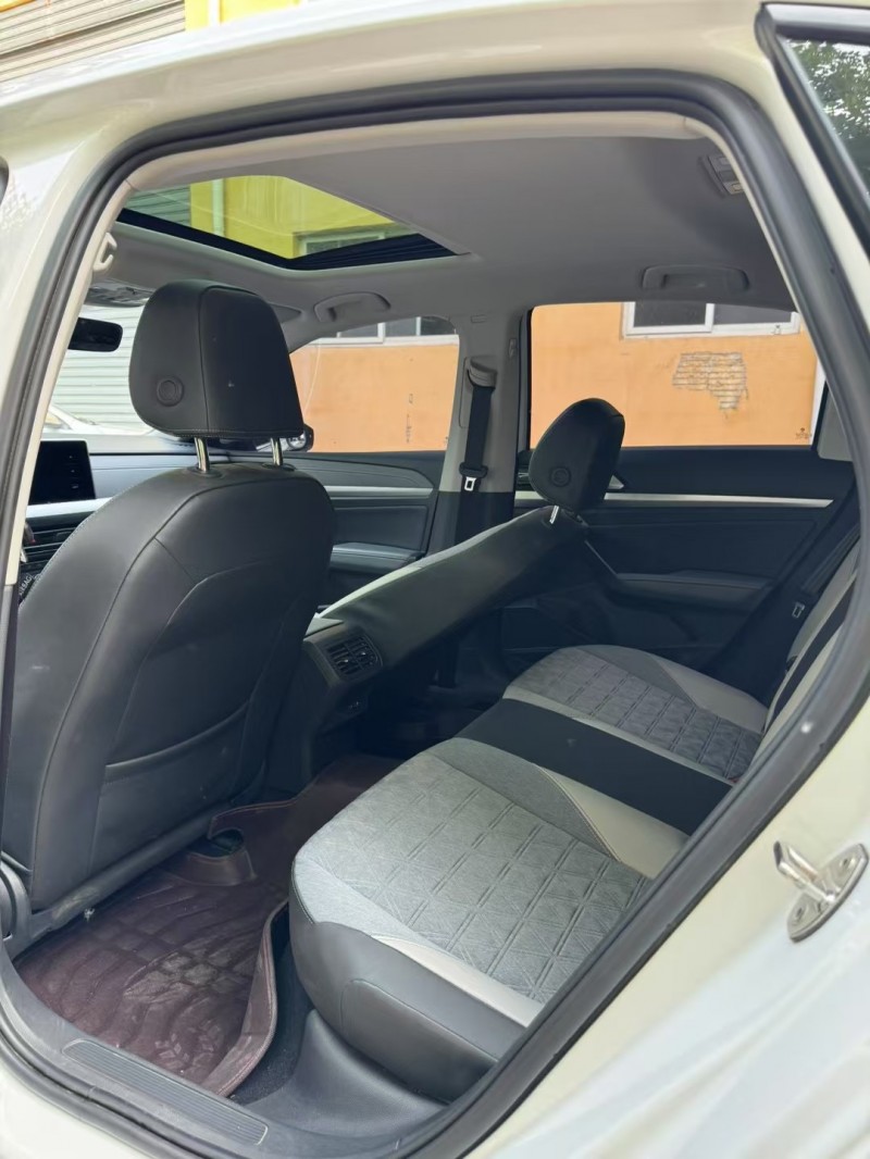 邢台22年大众朗逸4