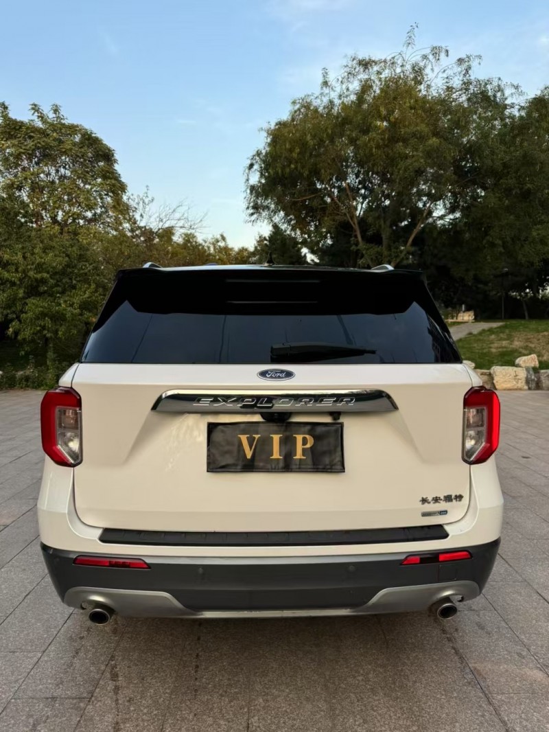 邢台20年福特探险者9