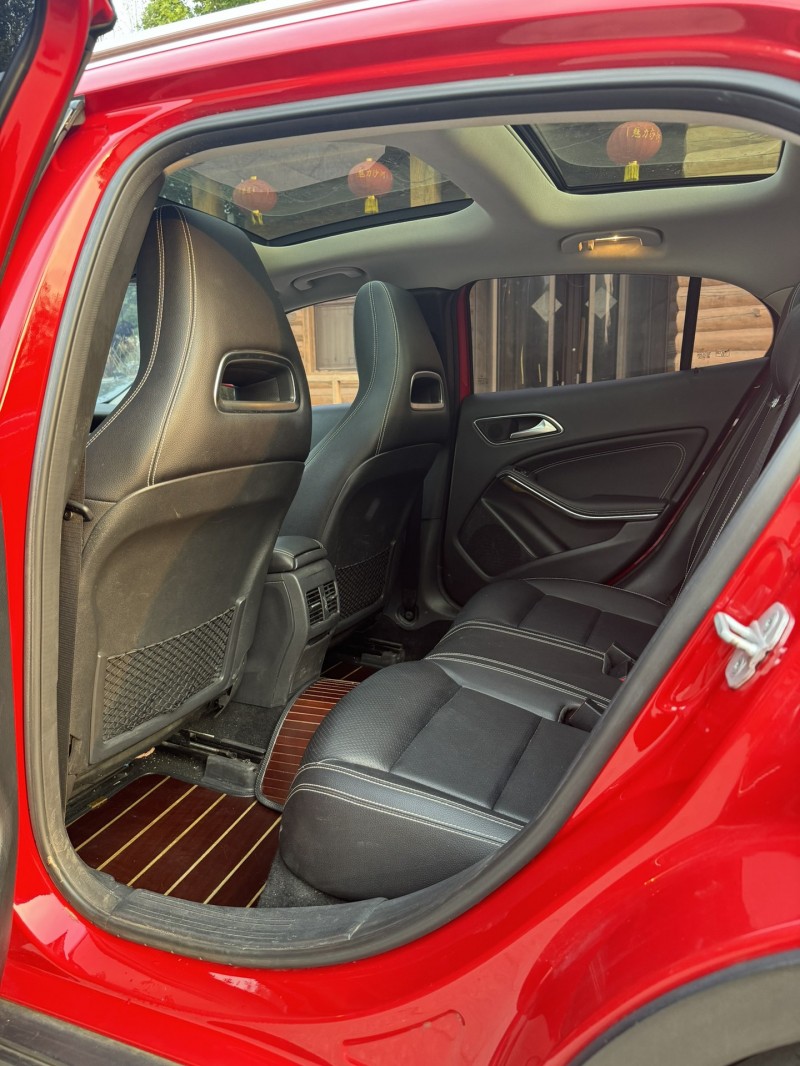 邢台17年奔驰GLA7