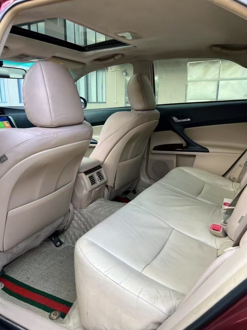 江门12年丰田锐志5