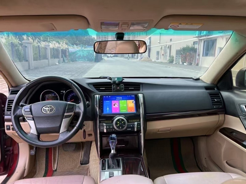 江门12年丰田锐志6